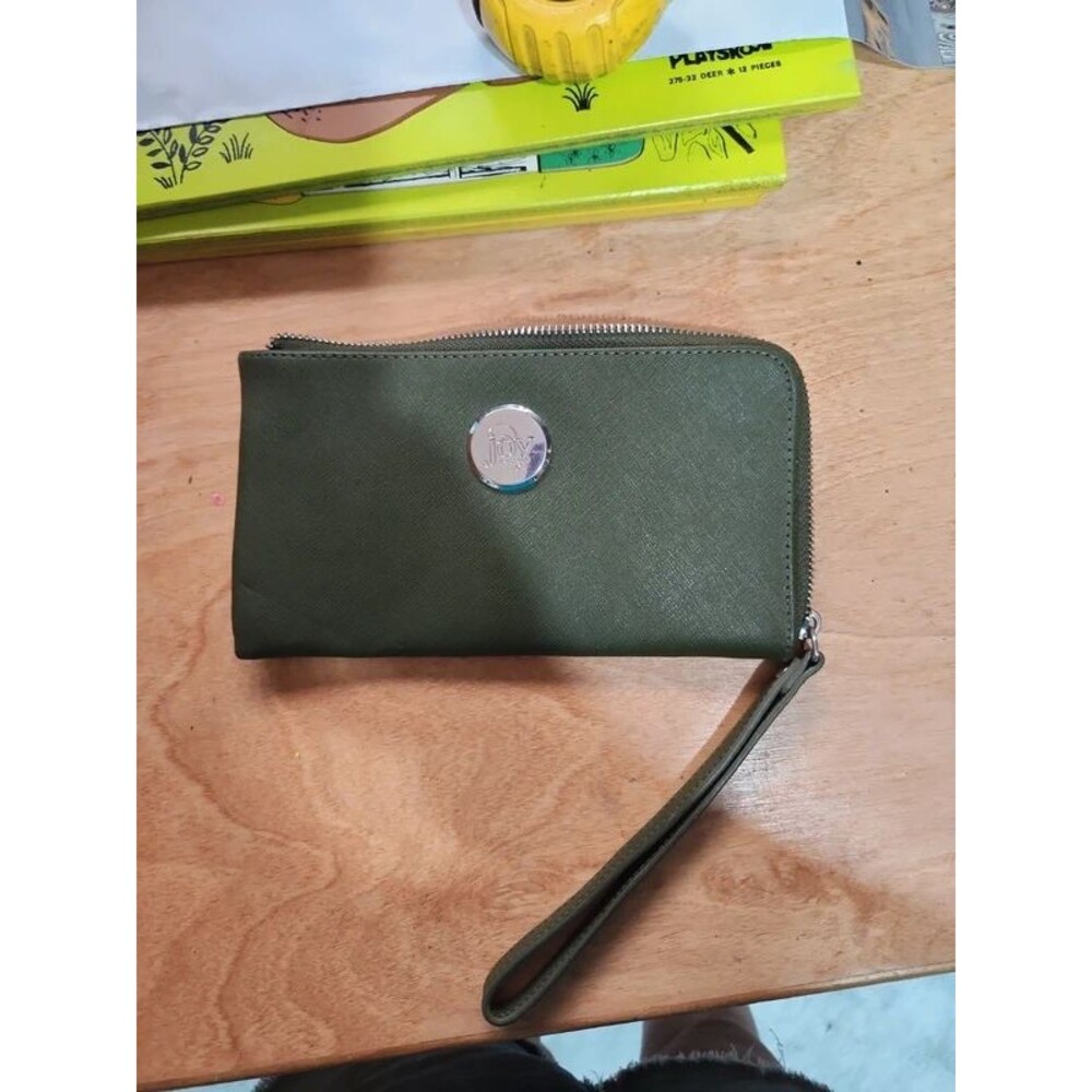 Joy wristlet wallet with rfd protection  green